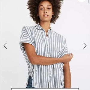 Madewell Daily Shirt in Stripe (size M)